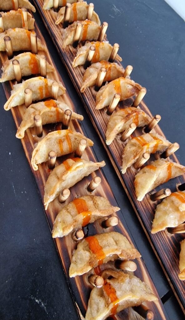 Gyozas de pollo y verduras con salsa agridulce